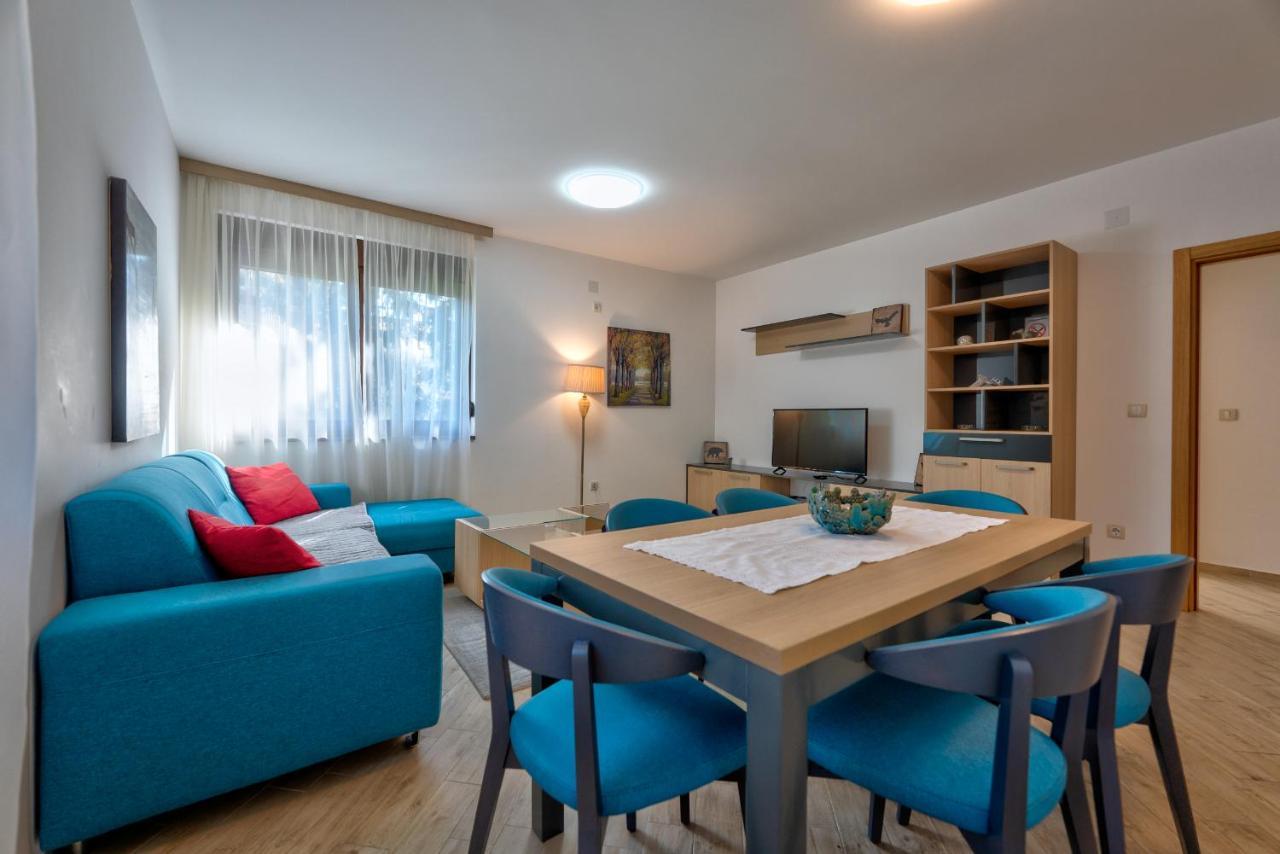 Lovac Apartmani 즐라티보 외부 사진